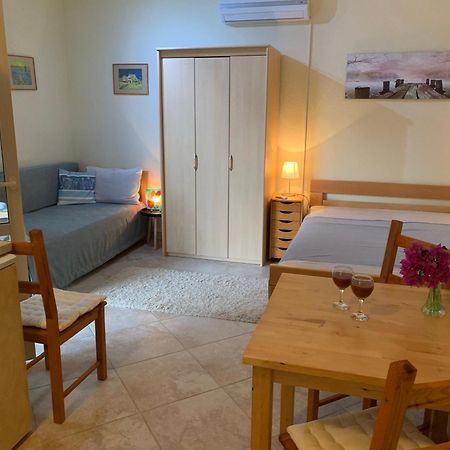 Apartments Mirian Petrovac Екстер'єр фото